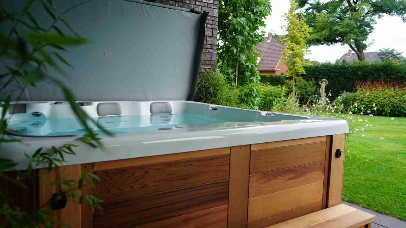 serena-spa-jacuzzi